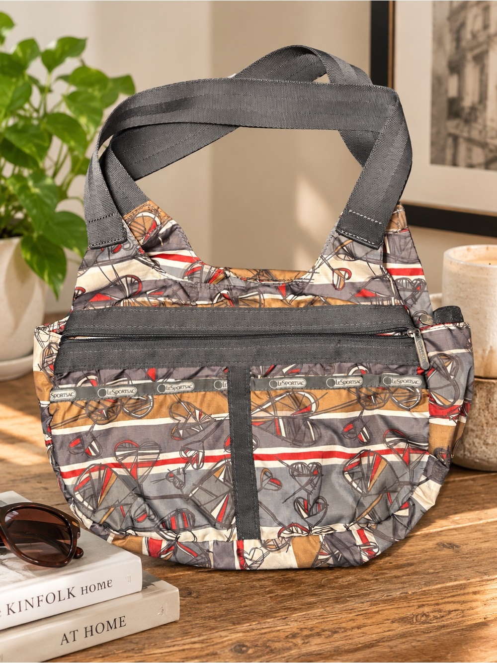 LeSportsac Abstract Heart Print Nylon Shoulder Tote Bag Y2K Retro